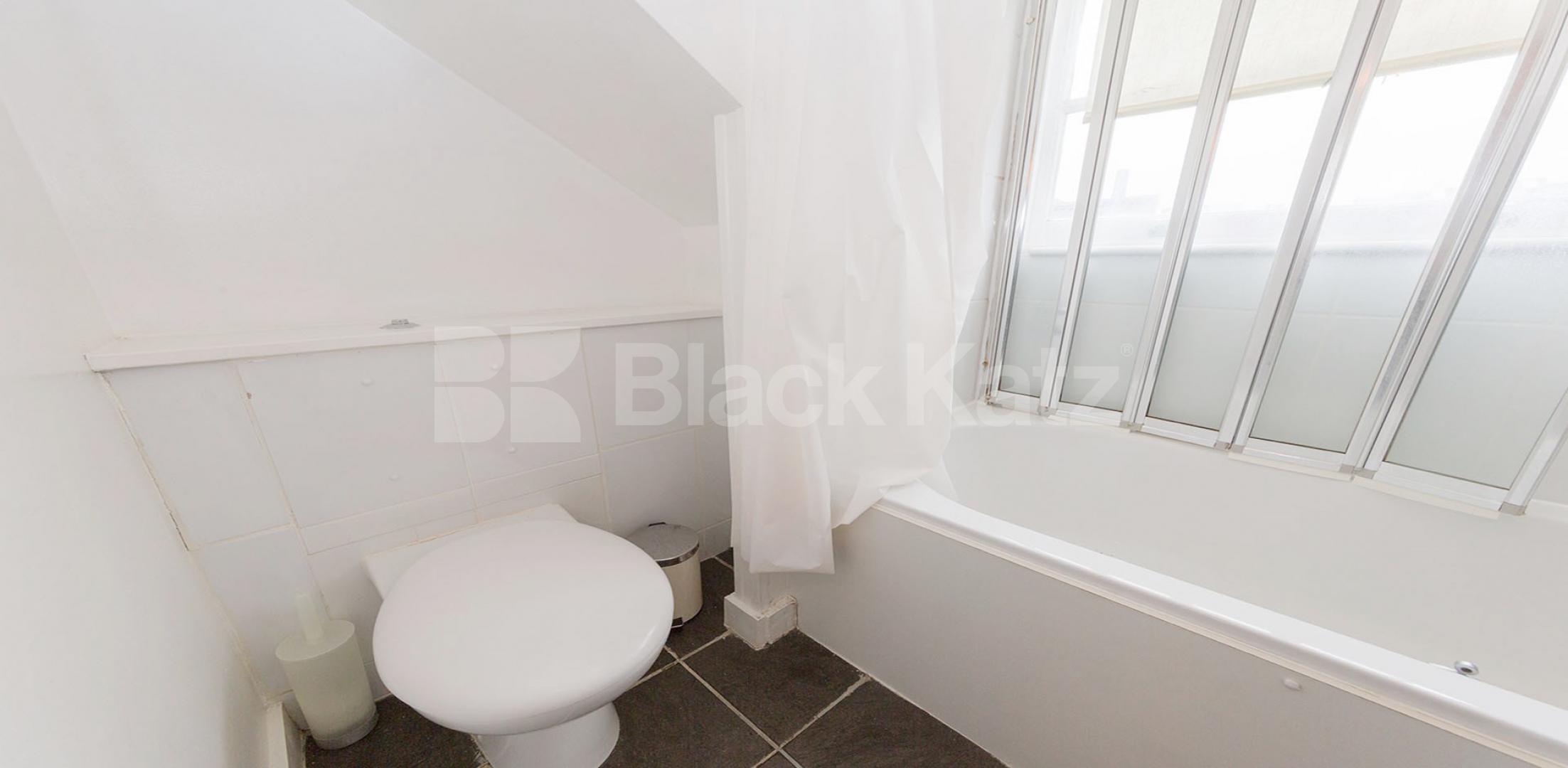 			NEW INSTRUCTION, 1 Bedroom, 1 bath, 1 reception Flat			 Fulham Road, CHELSEA